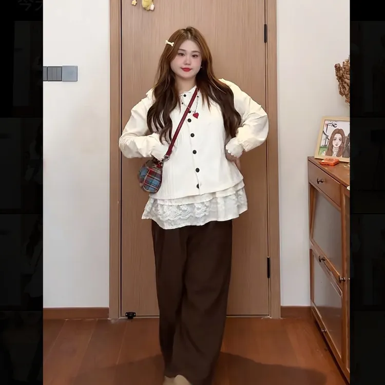 大码女装荷叶下摆衬衫马甲裤子胖mm显瘦秋季好看设计感套装