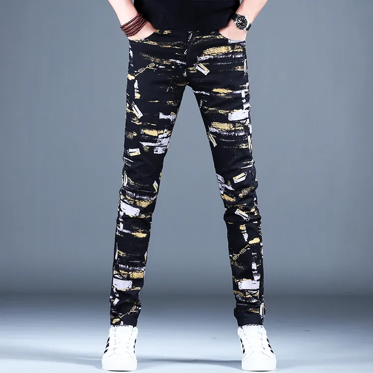 防风迷彩印花牛仔裤男款修身显瘦小脚2025新款春秋季弹力潮流裤子