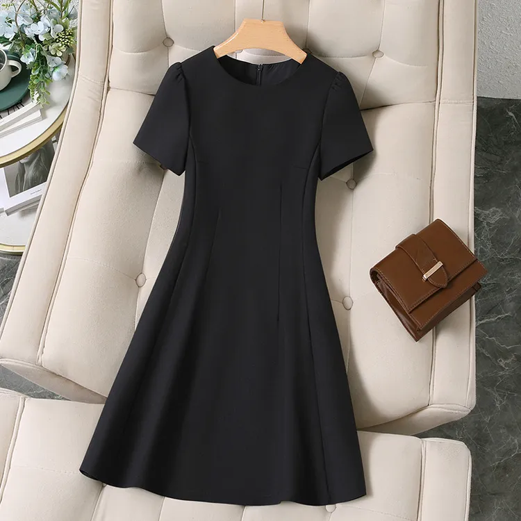 哥弟阿玛施正品黑色连衣裙子女夏季法式小个子高级感赫本风礼服裙