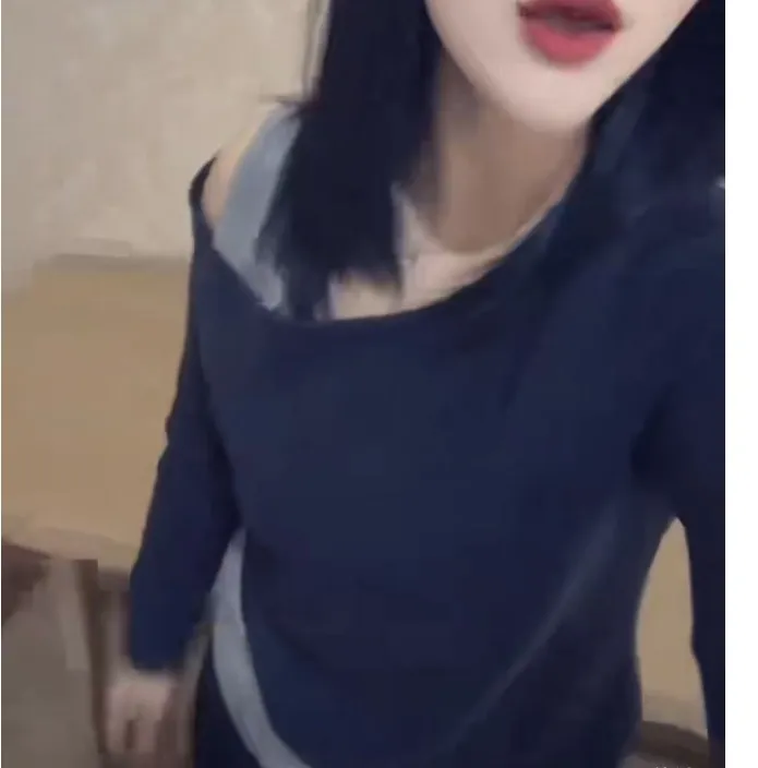 时尚潮流百搭精品女装dgd4537