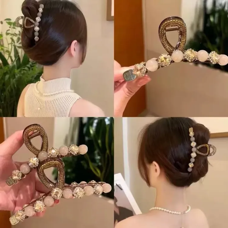 2025时尚新款气质水钻珠珠八字抓夹女高级感后脑勺百搭发卡鲨鱼夹