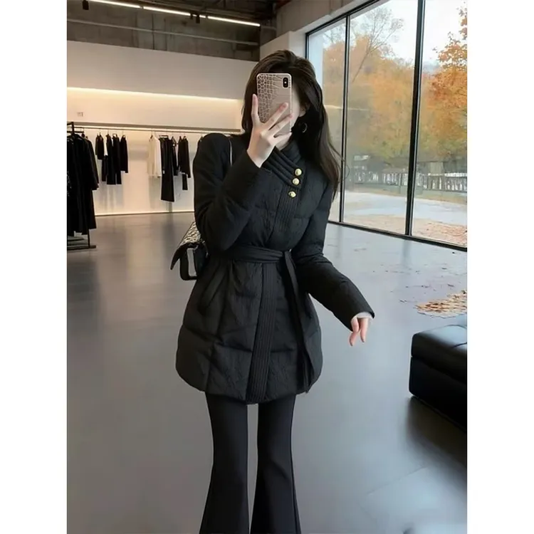 秋冬高级感黑色小香风中长款收腰棉服女款2025新款超好看保暖外套