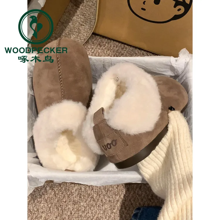 啄木鸟毛绒绒雪地靴女冬季皮毛一体棉鞋复古厚底加绒保暖勃肯鞋女