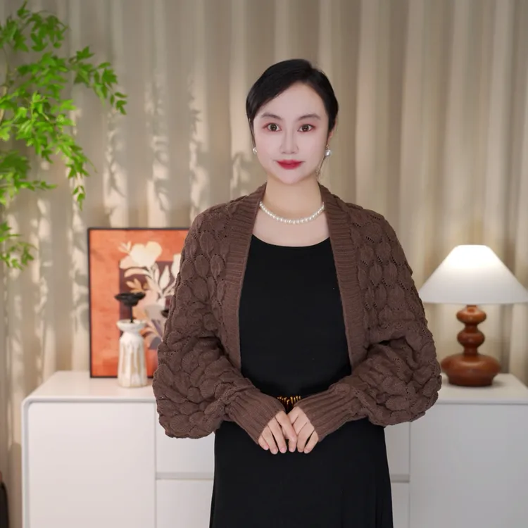 新款韩版时尚百搭针织披肩高品质洋气外套穿搭气质镂空泡泡