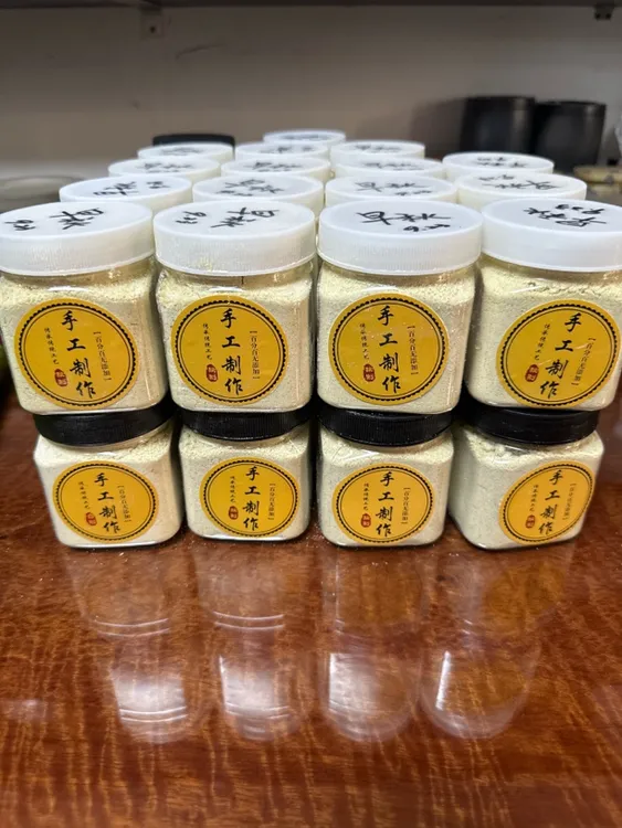 蛐蛐饲料黑白虫蝈蝈可用包邮