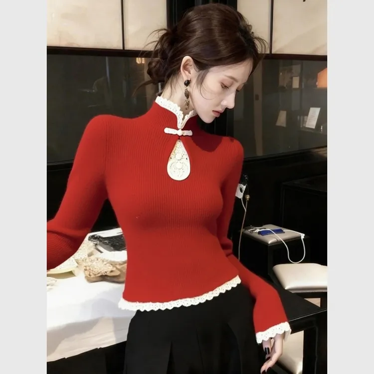 新中式红色拼接针织衫女2025冬季软糯慵懒风独特漂亮修身打底毛衣