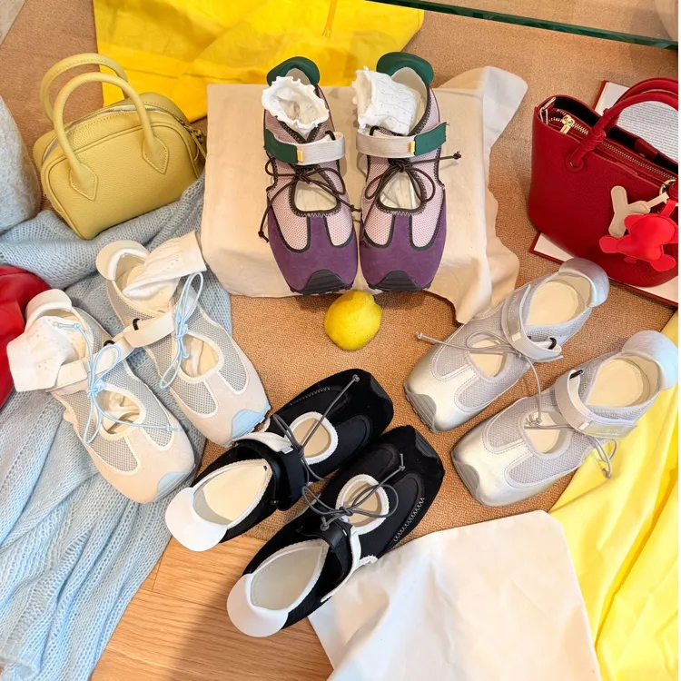 宝小姐2025新款百搭侧空魔术贴磨砂皮休闲玛丽珍鞋7800-1570