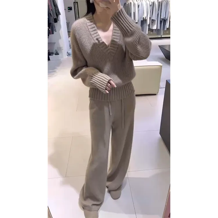 parkyeon秋冬新款慵懒风软糯V领针织衫毛衣女宽松抽绳休闲裤套装