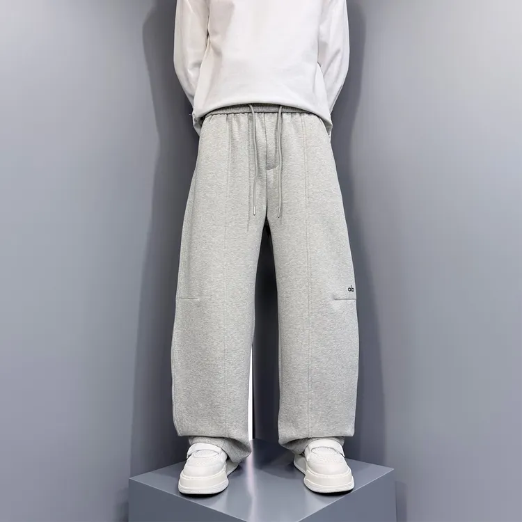 2025冬季新款加厚休闲裤男美式宽松直筒阔腿拼接刺绣潮流加绒卫裤