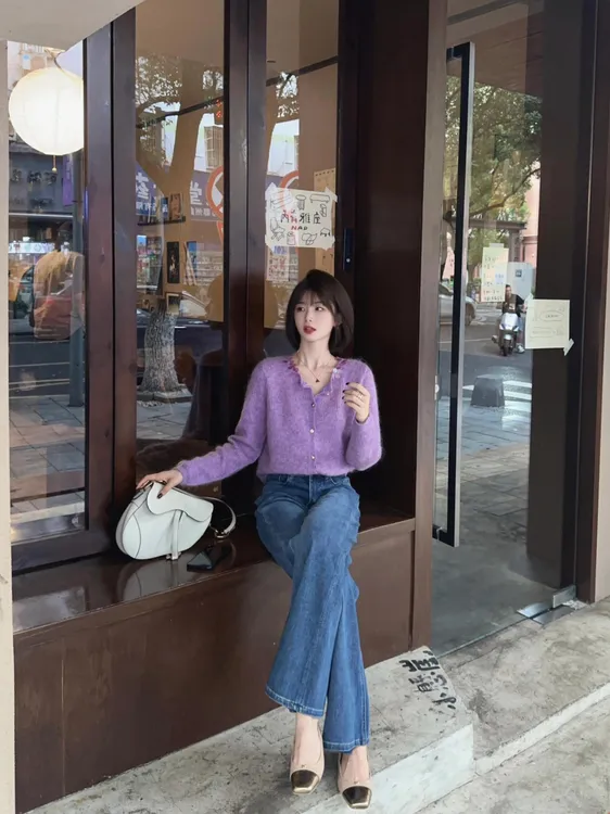 秋季新款圆领针织老钱风松弛感女装贵气毛针织衫长袖修身牛仔裤