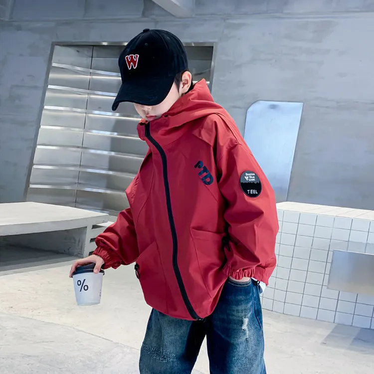 男童外套春秋款2024新款儿童春秋季冲锋衣上衣男孩春秋装休闲风衣