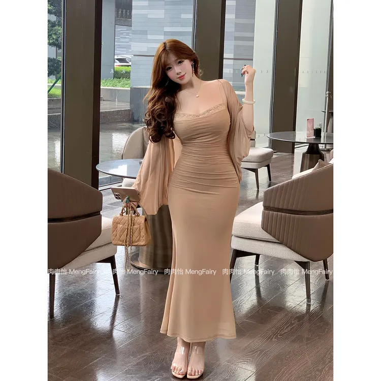 萌面侠肉肉怡 现货【御姐日常】御感开衫蕾丝修身吊带裙6183 4608