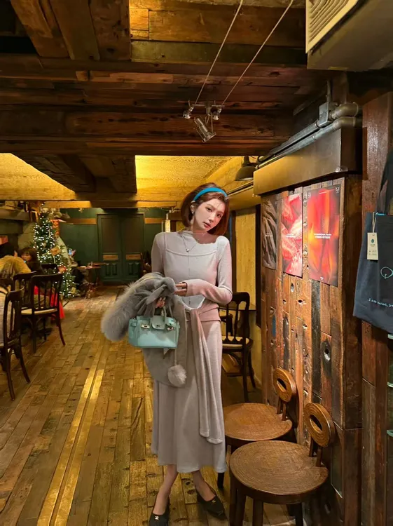 【芝士Cheese】弥漫底片 加厚款假两件叠穿设计修身长袖系带连衣裙