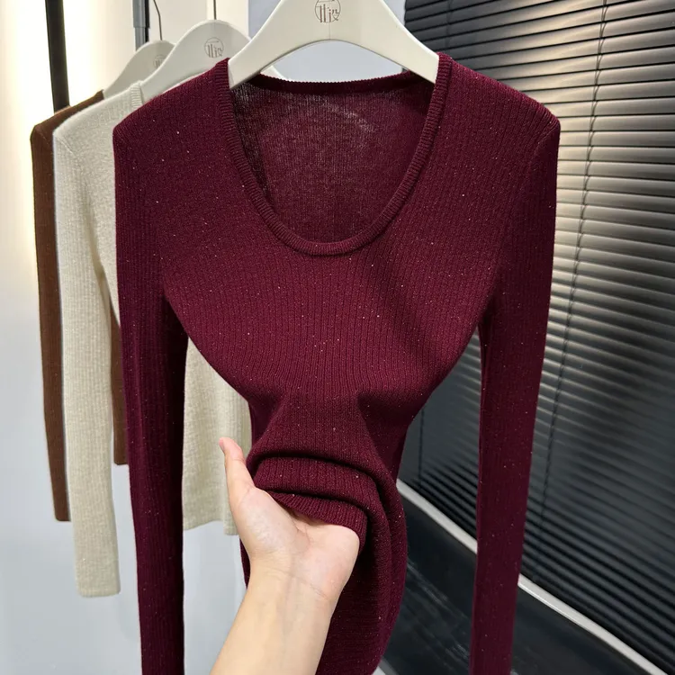 冬季新款日常百搭U领长袖柔软毛衣保暖叠穿修身品质女装打底上衣