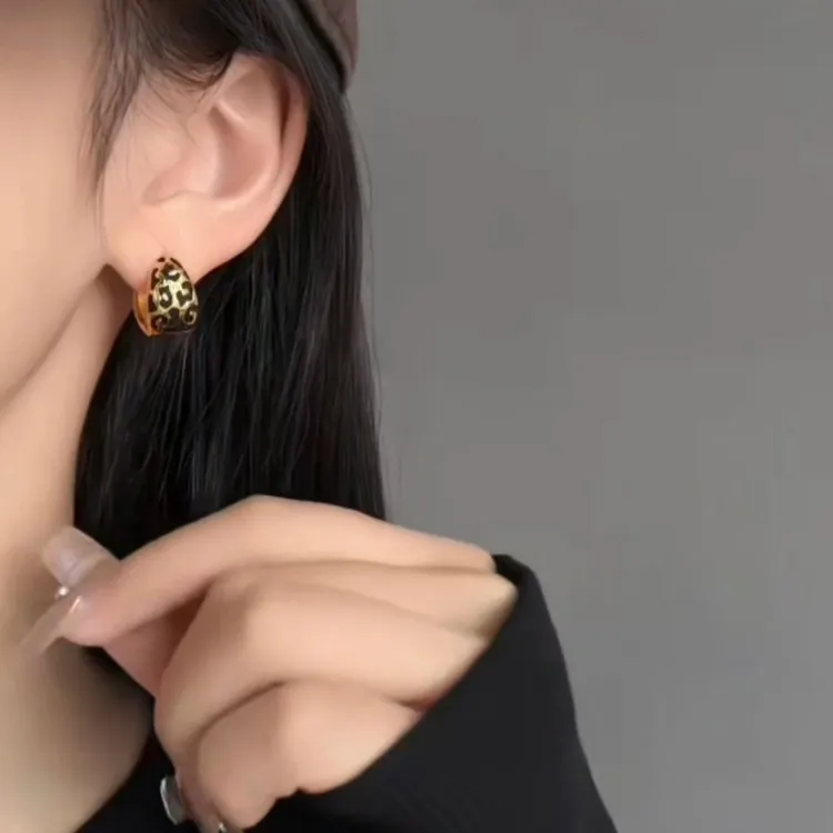合金耳饰 欧美金属感豹纹几何圆球耳扣金色百搭气质耳钉耳饰耳环