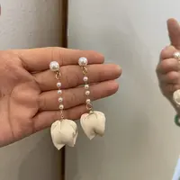 合金布艺耳饰 简约珍珠流苏白色郁金香耳钉森系超仙精致耳饰女