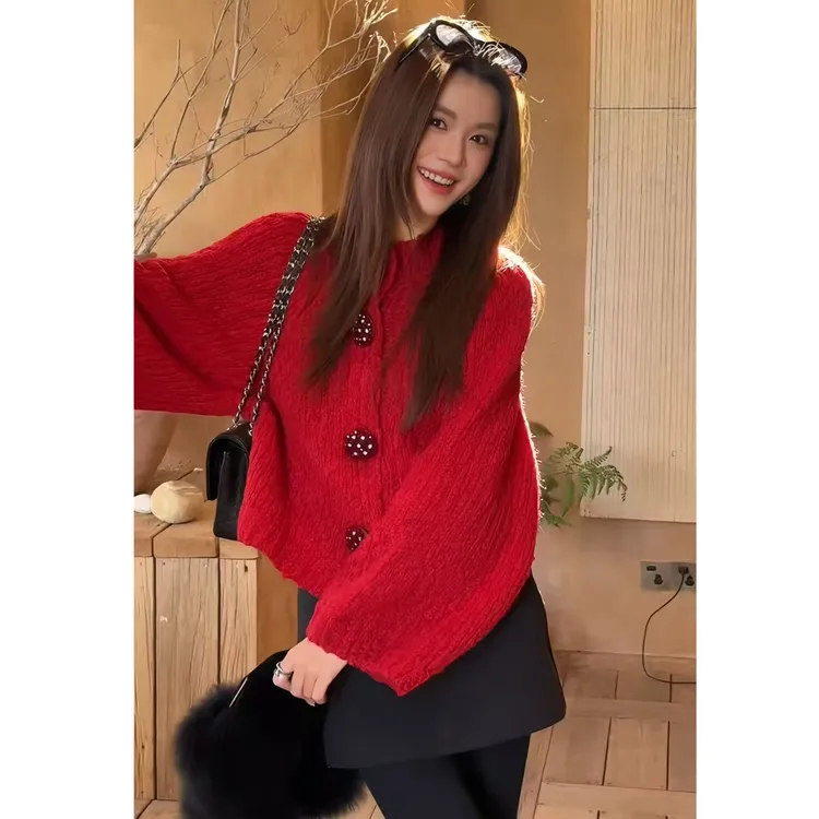 2025年冬季新款休闲风时髦套装红色氛围感开衫上衣修身半身裙套装