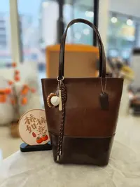 时尚尾货包包～111