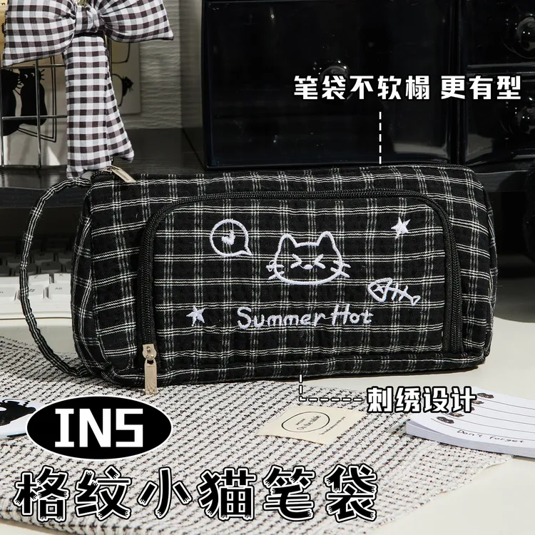 格纹小猫笔袋高颜值ins女生2025新款文具盒大容量简约学生铅笔盒