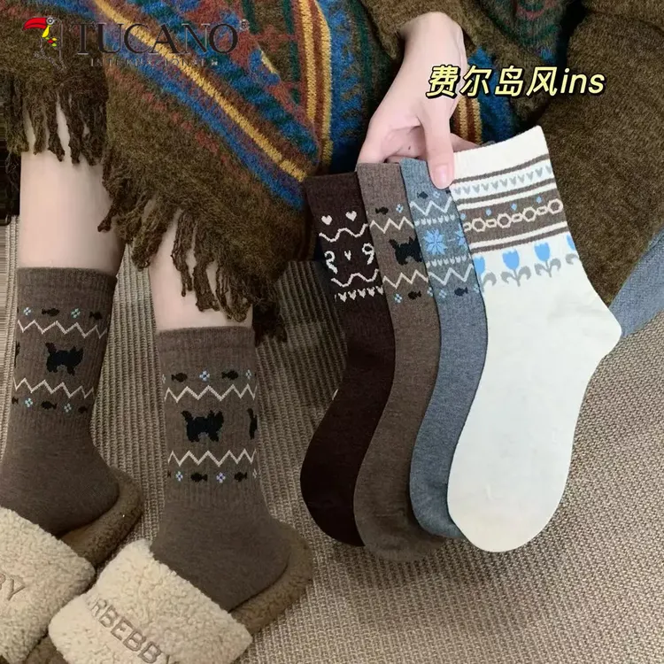 秋冬保暖加厚民族风费尔岛袜子女新款堆堆袜中筒袜冬季ins风百搭T