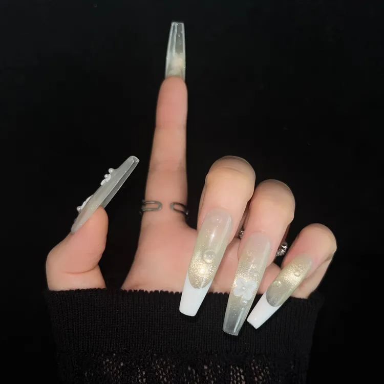 C31406时尚清新纯欲高级感成品穿戴式手工美甲贴片气质
