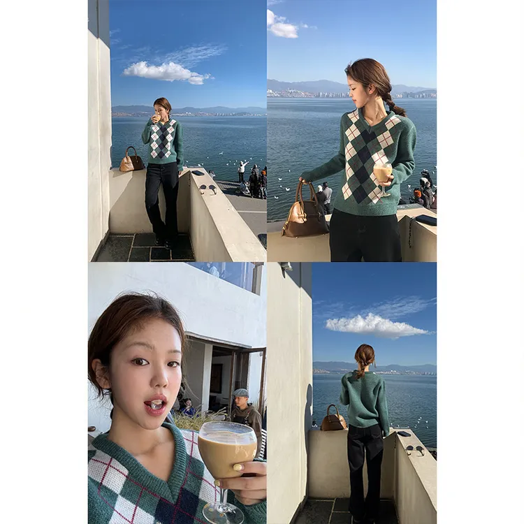 Tuuuh【柏林叙事】菱格纹V领毛衣女秋冬复古内搭针织上衣M40186TU54