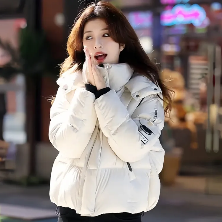 冬季新款短款时尚保暖休闲棉服女2025年高级感宽松加厚面包服外套