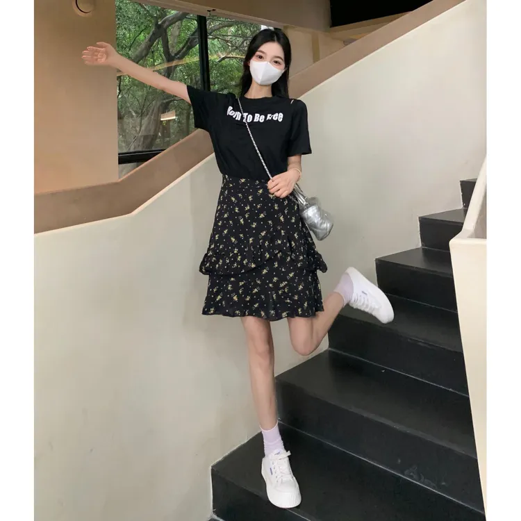 大码女装法式碎花拼接假两件连衣裙女夏2025新款宽松显瘦T恤裙