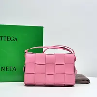 95新 BOTTEGA VENETA/葆蝶家 思斯专属 BV粉色五格 JK1092