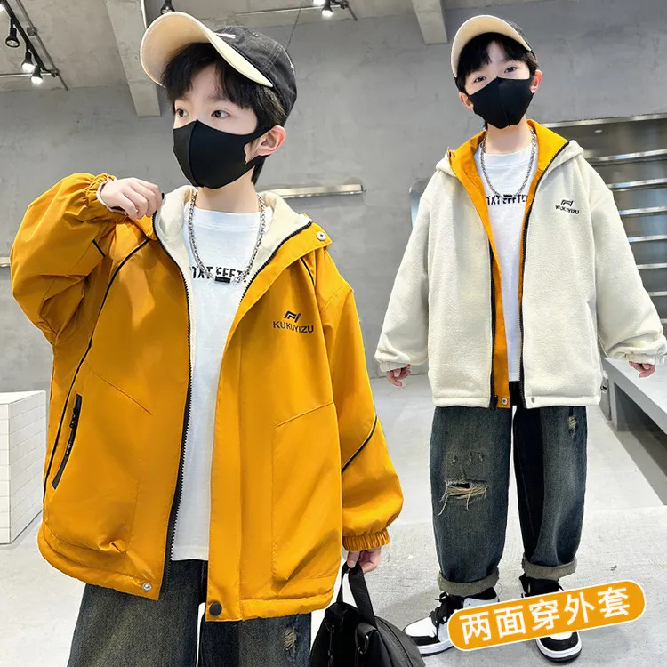 男童秋冬季外套2025新款洋气中大童摇粒绒春秋冬双面穿加绒冲锋衣