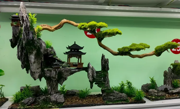 （一景一拍）鱼缸造景，真石头一体骨架，仿真绿植。（主图仅供参考）