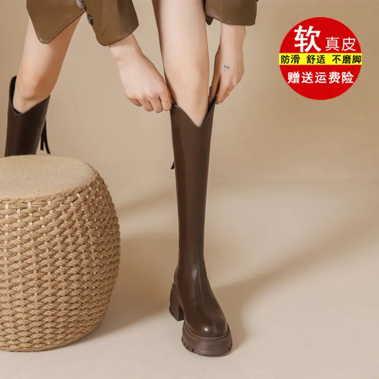 品牌真皮v口长筒靴女2025秋冬新款不过膝小个子增高粗跟骑士靴子