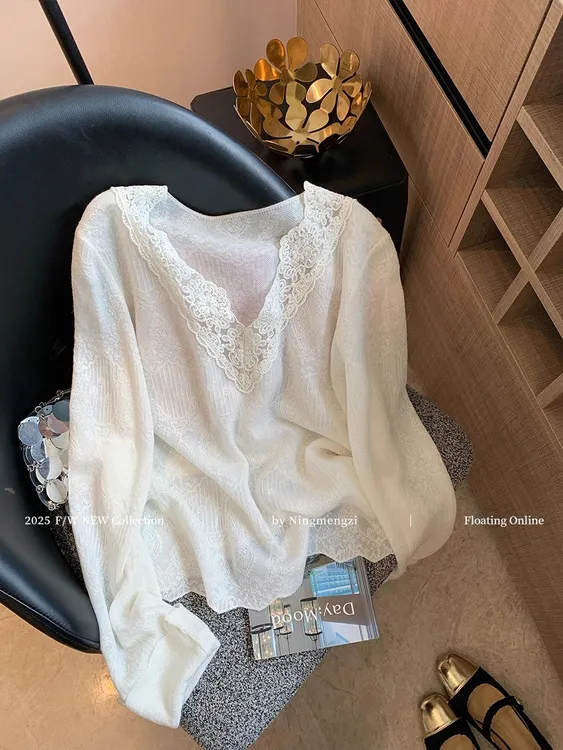 法式蕾丝慵懒风v领针织衫女2025秋季新款温柔风气质百搭长袖上衣