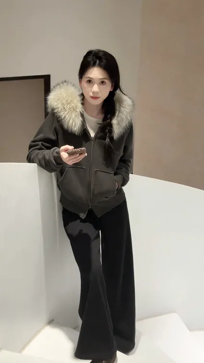 加绒加厚毛领连帽卫衣外套女秋冬季新款韩版高级感百搭短款上衣