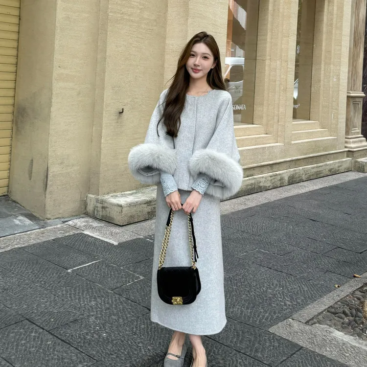 千金感韩系时尚套装2025冬季显瘦圆领毛边长袖上衣半身裙两件套装