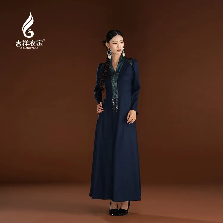 JIXIANGYIJIA/吉祥衣家虬龙鸾凤连衣裙新年约会冬装穿搭944237162