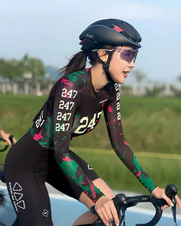 2025春秋夏季骑行服速干修身防晒男女款自行车骑行透气上衣公路车