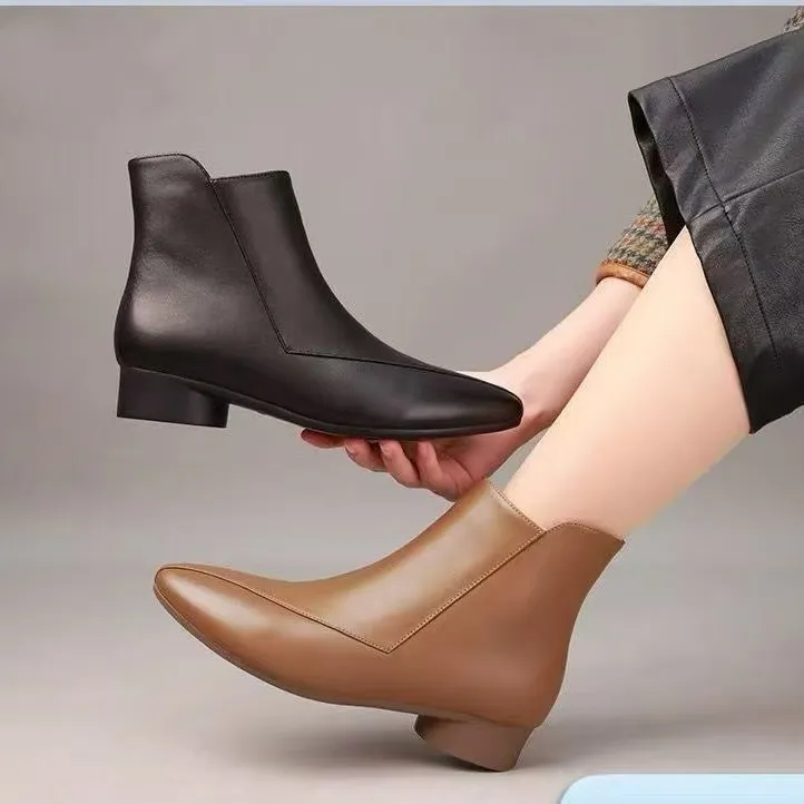 2025秋冬新款爆款低跟软底粗跟女士短靴时尚百搭靴