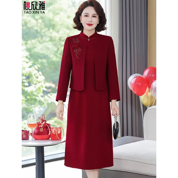 喜婆婆婚宴结婚礼服秋装2025新款高贵两件套中老年妈妈春秋连衣裙