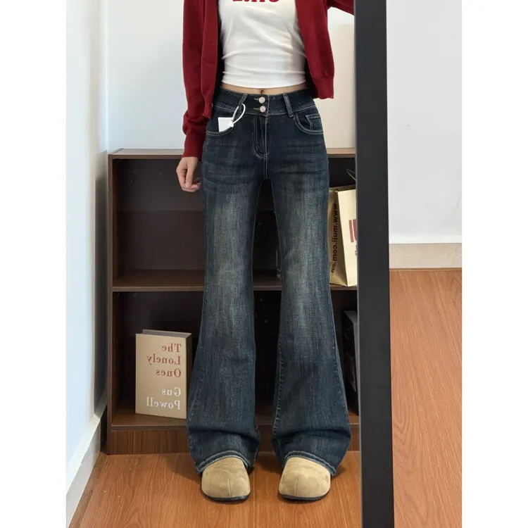 蓝灰色加绒微喇牛仔裤女秋冬新款高腰宽松显瘦双扣不贴腿喇叭裤子