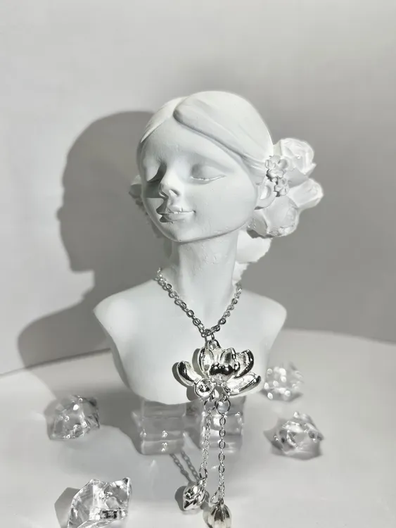 锌合金项链 莲花流苏项链好运连连送妈妈情人节礼物