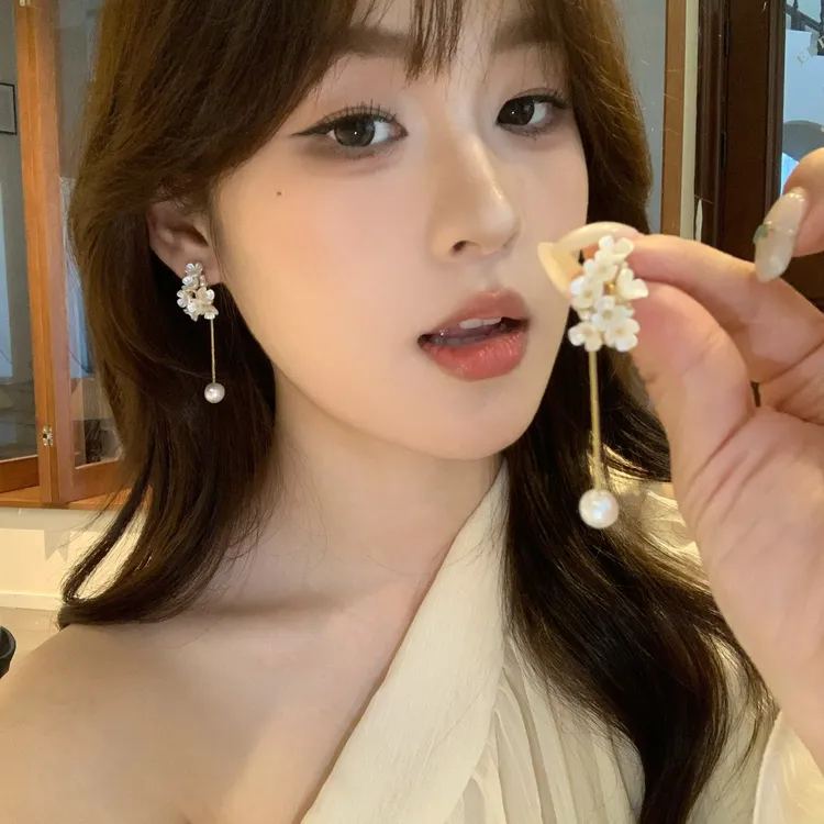 合金仿珍珠耳饰 珍珠花朵耳环女高级感长款流苏耳坠气质精致耳钉