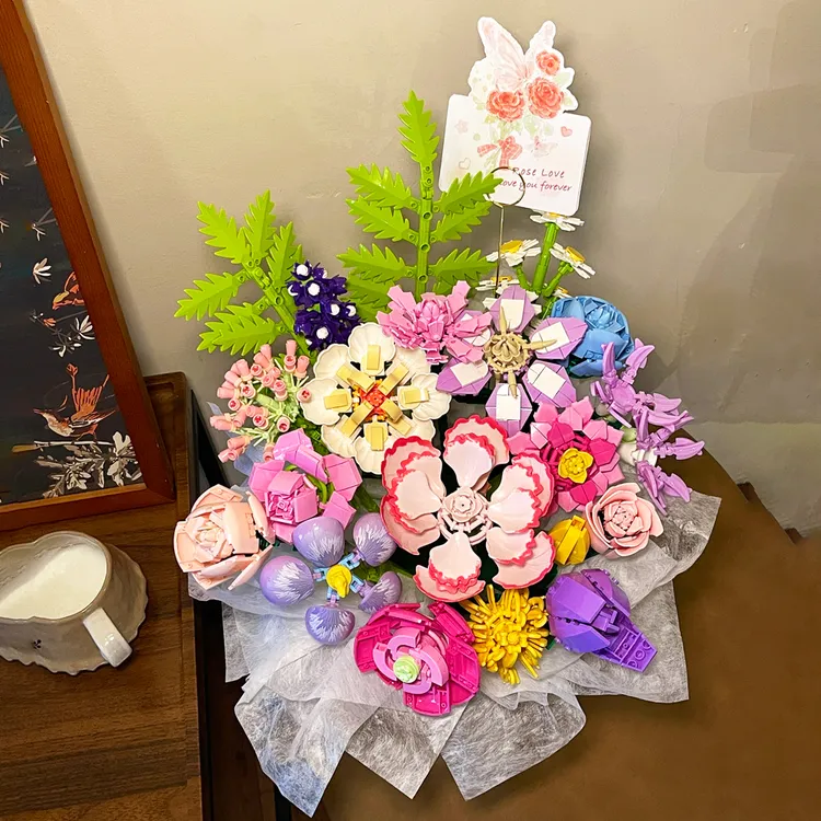 新款玫瑰积木花束拼装一整套diy积木花送女友生日七夕情人节礼物
