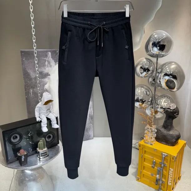 高端货轻奢风植绒休闲束脚冬季百搭潮流加厚简约风黑色束脚卫裤男