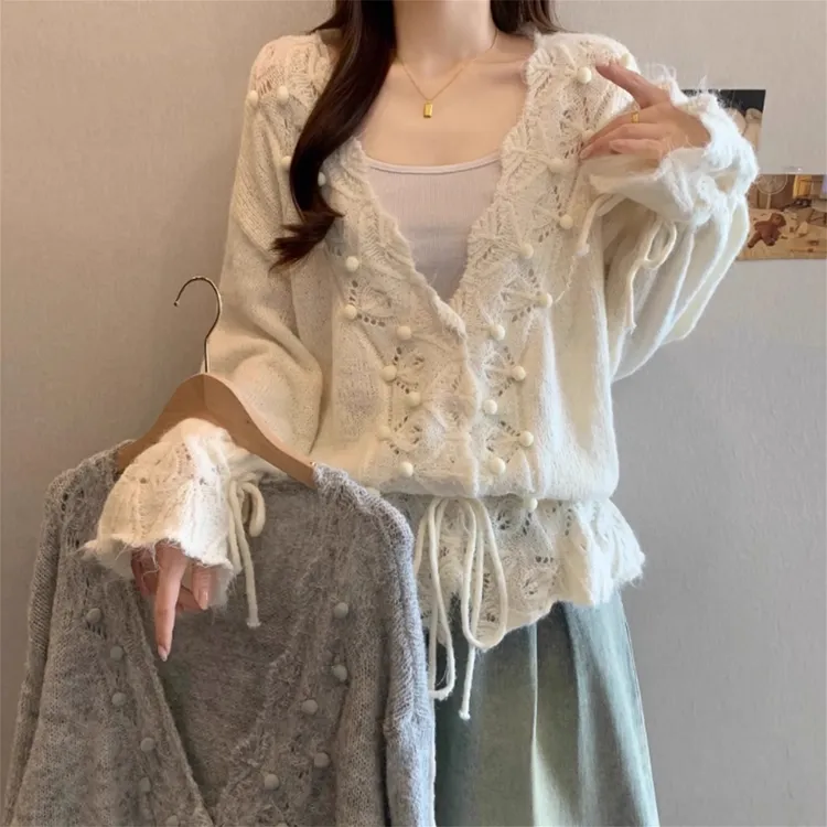 慵懒风镂空V领宽松抽绳针织衫女秋季大码胖MM显瘦遮肚子开衫上衣