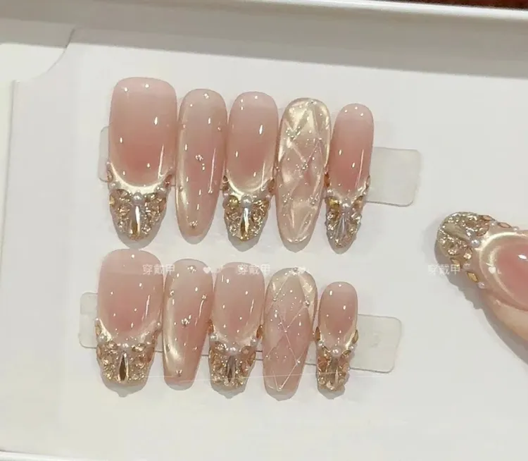 【金箔香奈】锆石钻爆闪猫眼镶钻菱形格手工穿戴甲轻奢光疗美甲