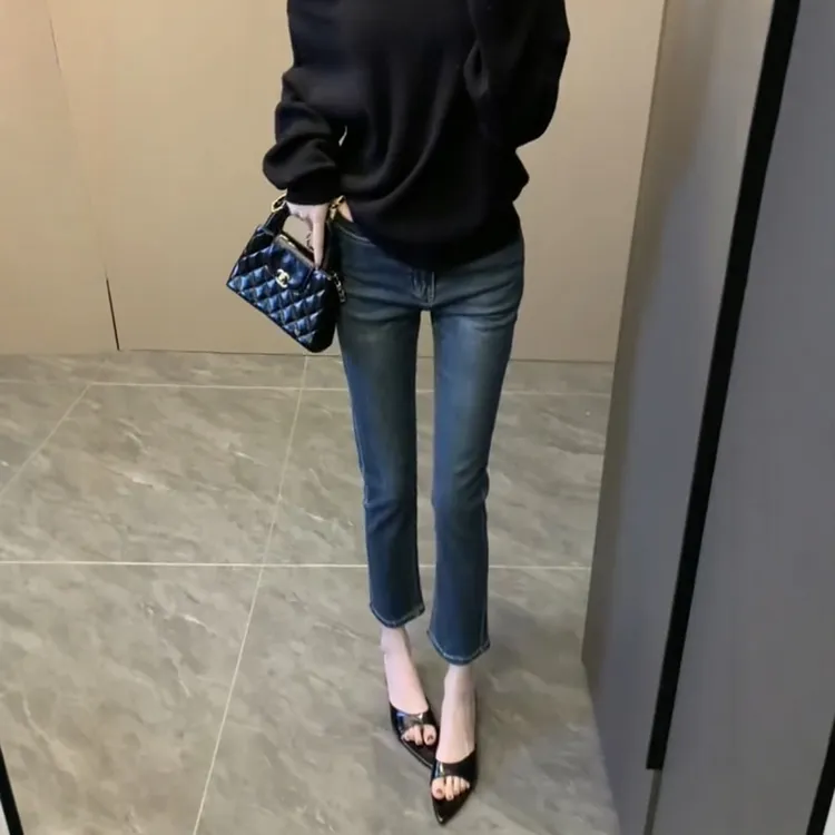 2025秋季新款高腰显瘦直筒牛仔裤大码洋气百搭小个子九分烟管裤女