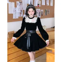 法式宫廷风黑色丝绒长袖连衣裙女秋冬新款收腰短裙子07328