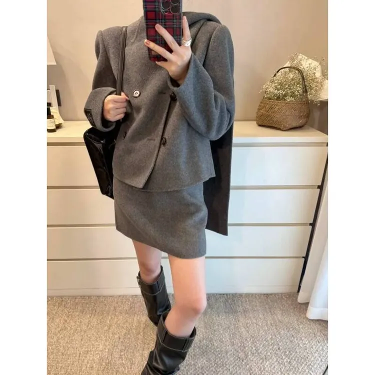 S绵羊毛混纺宽腰头显瘦通勤A字毛呢半身裙+大衣套装