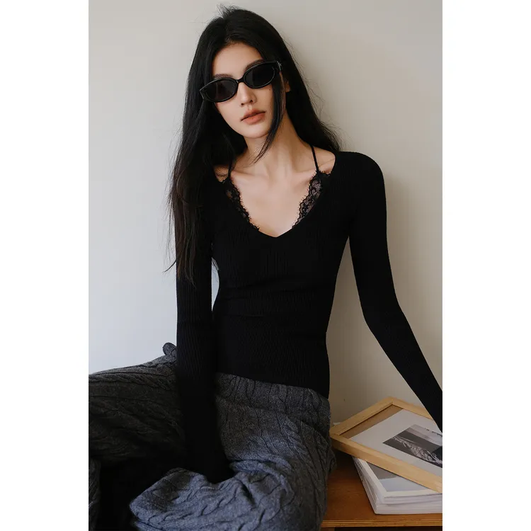 FRESH UP法式蕾丝拼接羊毛针织打底衫女V领弹力修身显瘦百搭上衣